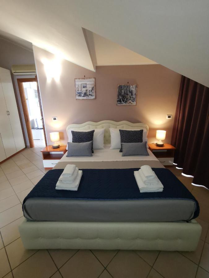 B&B Louise Санта Мария Капуа Ветере Екстериор снимка