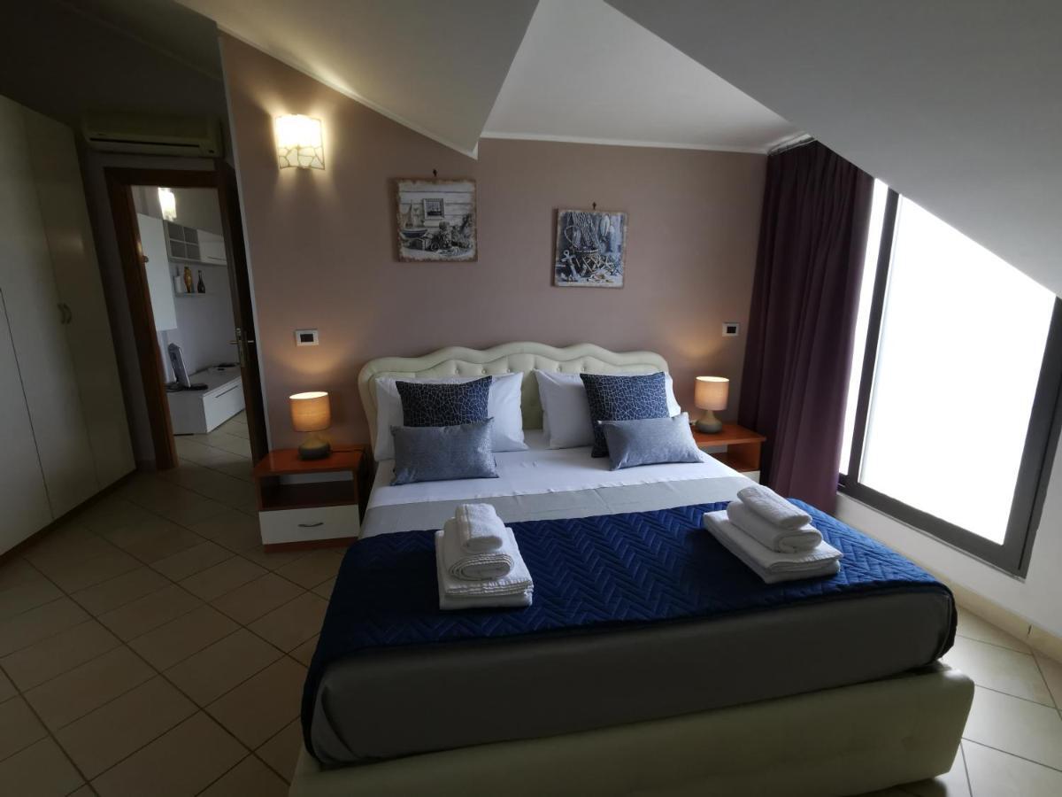 B&B Louise Санта Мария Капуа Ветере Екстериор снимка