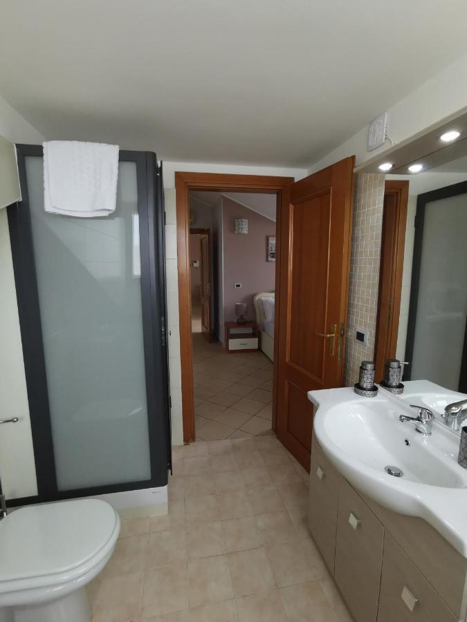 B&B Louise Санта Мария Капуа Ветере Екстериор снимка